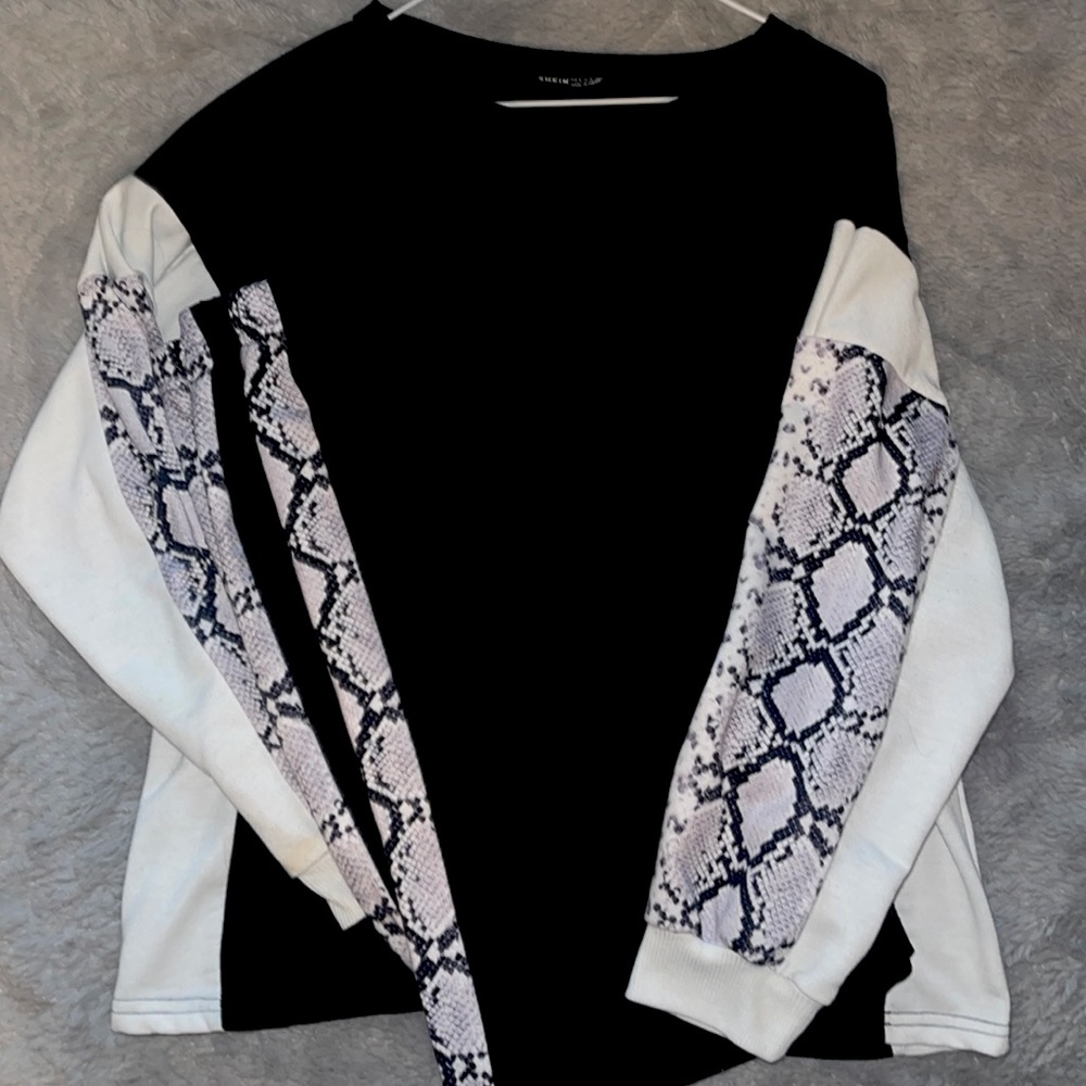BLACK SNAKE SKIN JOGGER SWEAT SET